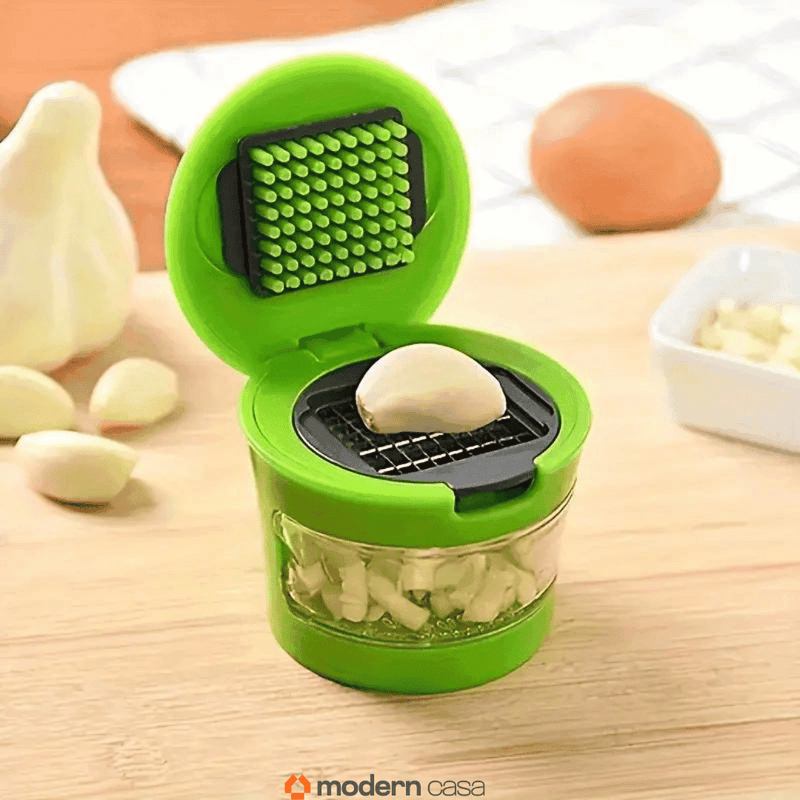 Cortador e Amassador de alho com armazenamento